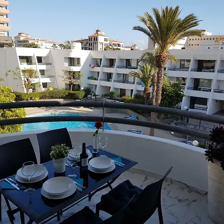 Casa Palmera Only 150 Meters To The Beach, Heated Pool, Wifi, Sat-tv, Balcony With Poolview アパート