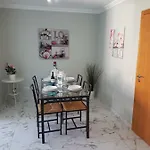 Casa Palmera Only 150 Meters To The Beach, Heated Pool, Wifi, Sat-tv, Balcony With Poolview Διαμέρισμα
