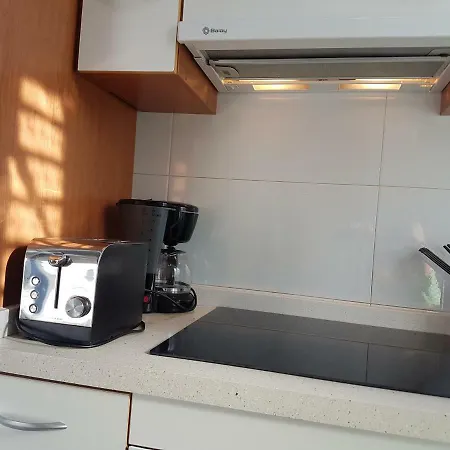 Apartment Casa Palmera: Beachside Retreat With Heated Pool And Sea Views Arona (Tenerife)