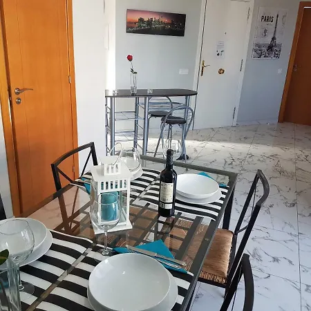 Apartment Casa Palmera: Beachside Retreat With Heated Pool And Sea Views Arona (Tenerife)